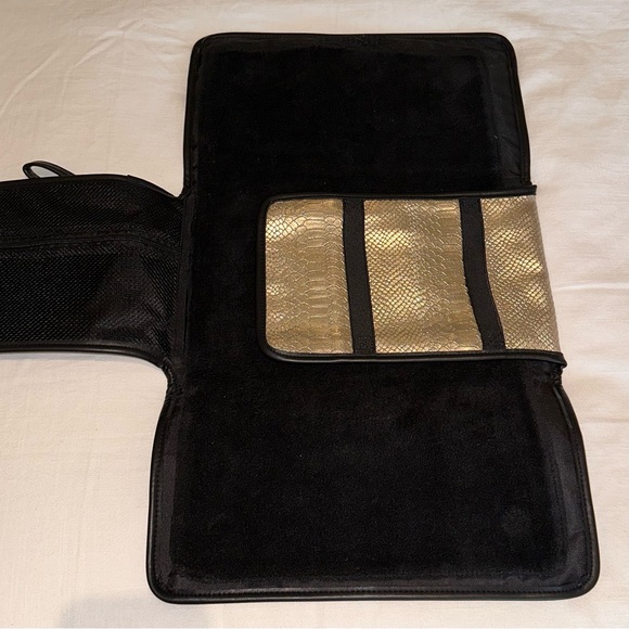 Tiba + Marl Etta Gold Changing Clutch - Picture 8 of 13